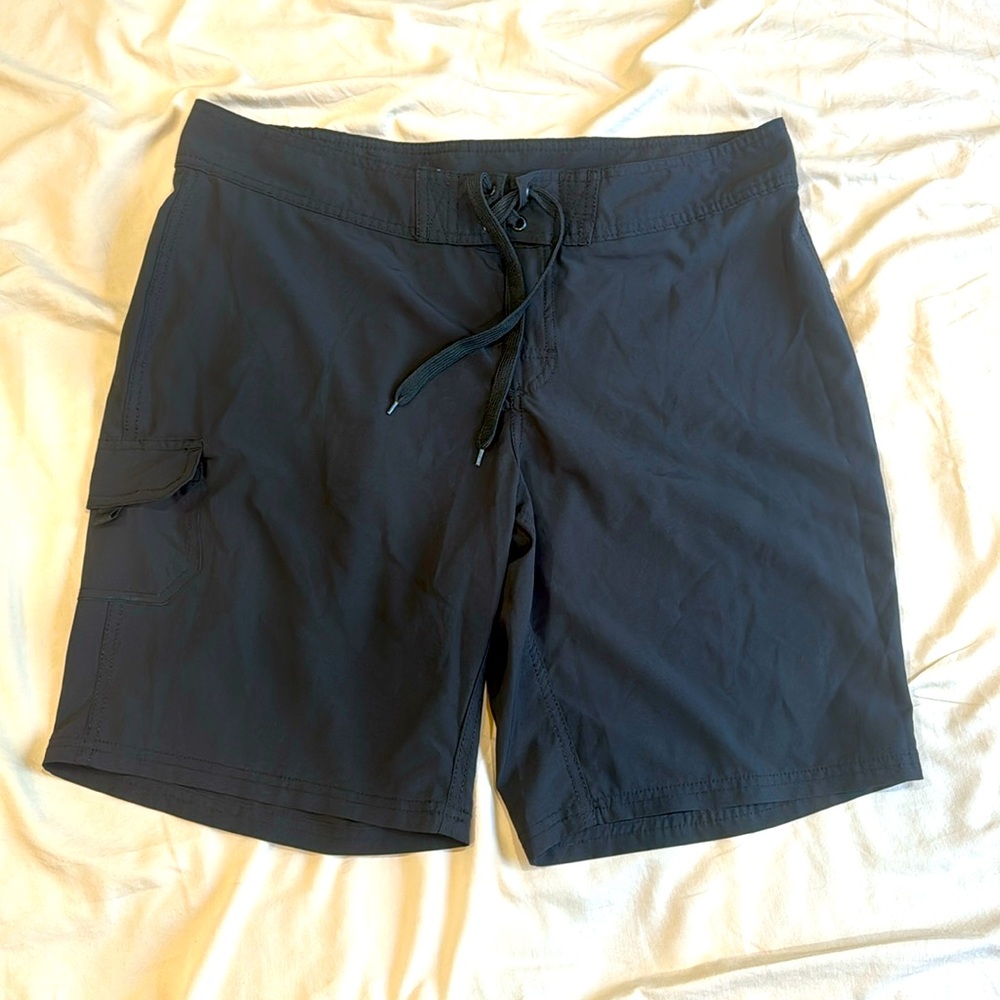 Athletic shorts